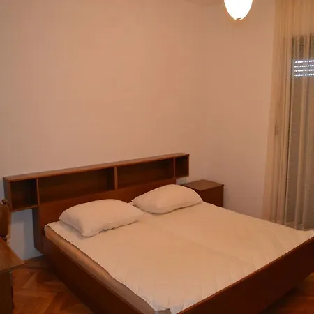 Mate 556 Primošten